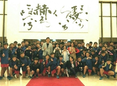 사진: 메이룬 중학교 체육부 타이베이 국립음악홀에서 국제 음악회 감상. 새로운 시각을 열게 되다